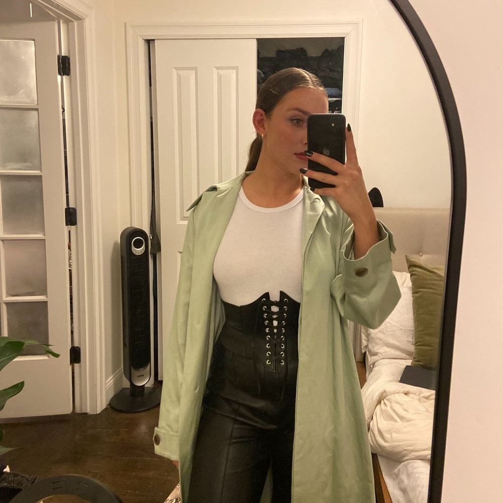 Revolve Black corset
